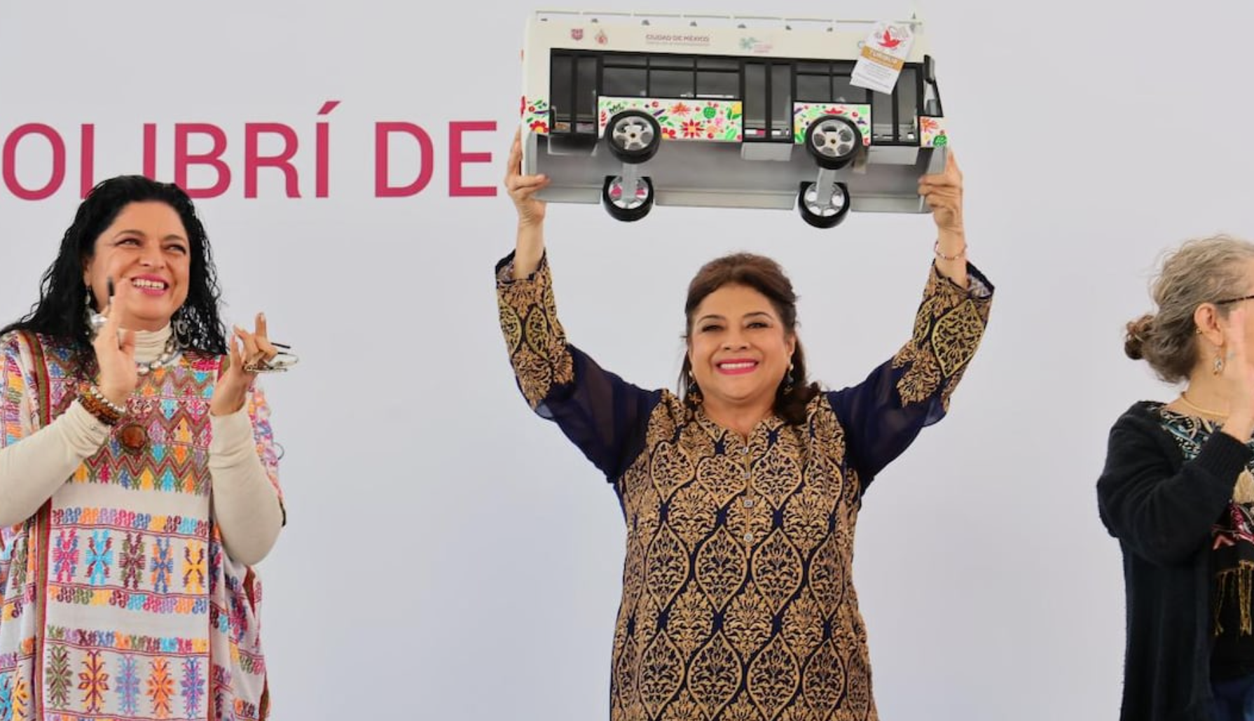 Clara Brugada arranca el programa de turismo “Colibrí Viajero”